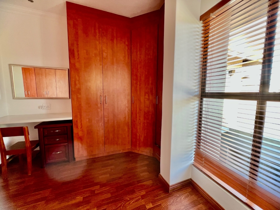 To Let 4 Bedroom Property for Rent in Silver Lakes Golf Estate Gauteng
