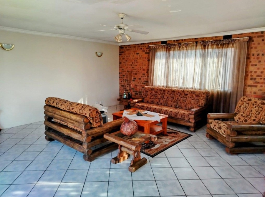 4 Bedroom Property for Sale in Primrose Gauteng