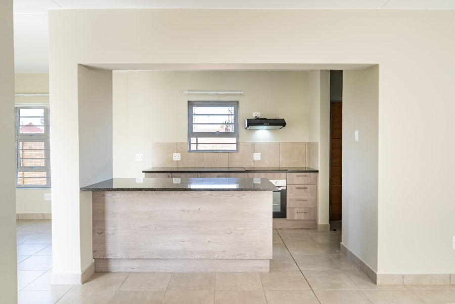 To Let 4 Bedroom Property for Rent in Parkdene Gauteng