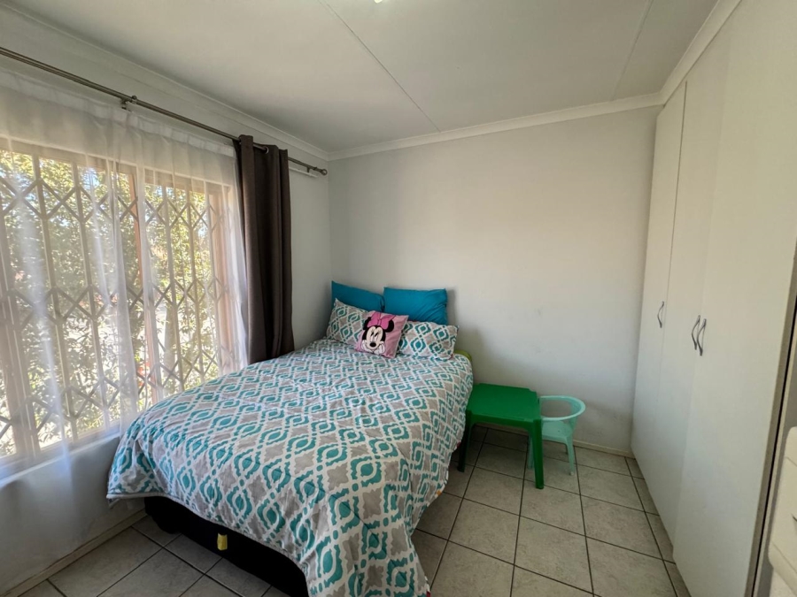 2 Bedroom Property for Sale in Noordwyk Gauteng