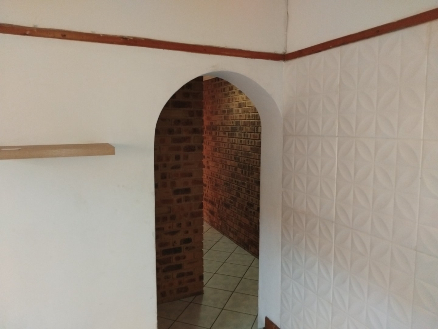 4 Bedroom Property for Sale in Primrose East Gauteng