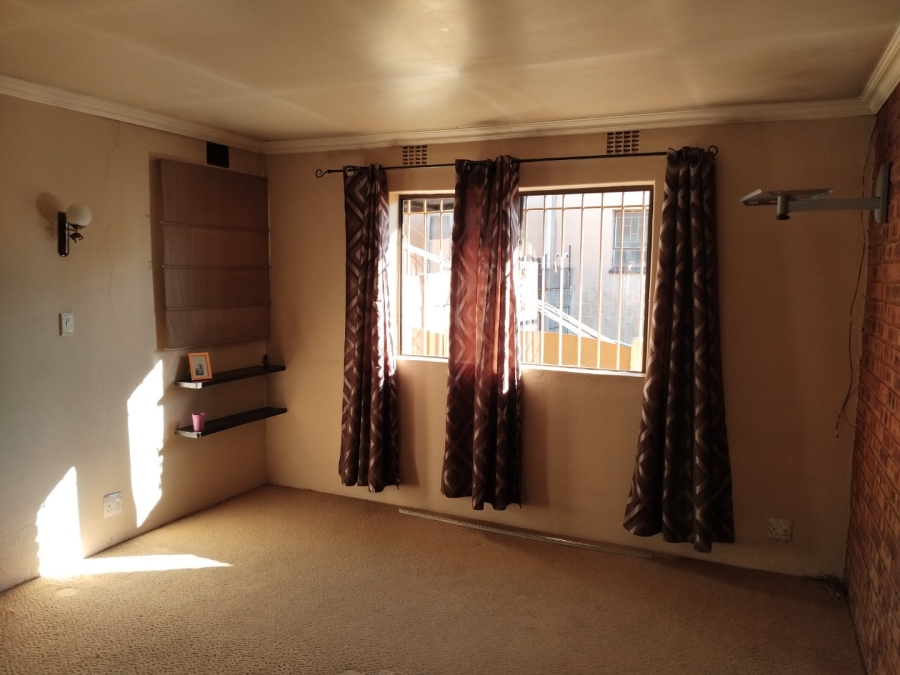 4 Bedroom Property for Sale in Primrose East Gauteng