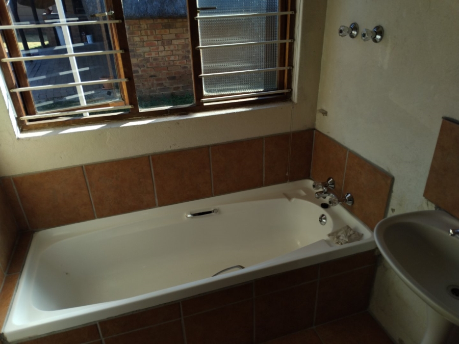 4 Bedroom Property for Sale in Primrose East Gauteng