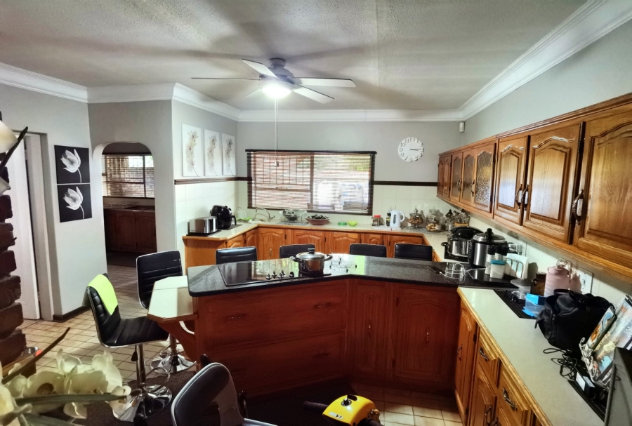 5 Bedroom Property for Sale in Bester Gauteng