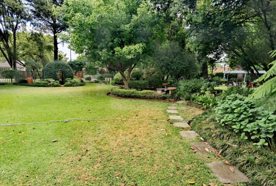 5 Bedroom Property for Sale in Bester Gauteng