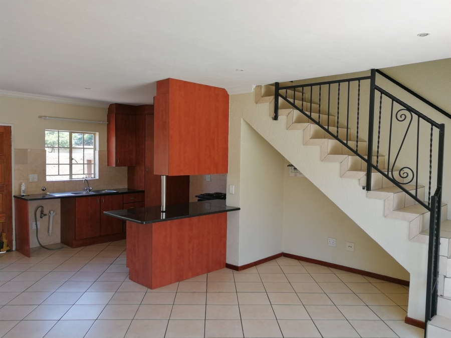 To Let 2 Bedroom Property for Rent in Annlin Gauteng