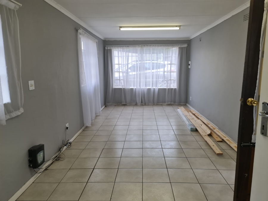 To Let commercial Property for Rent in Lilianton Gauteng