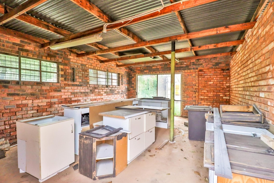 To Let commercial Property for Rent in Lilianton Gauteng