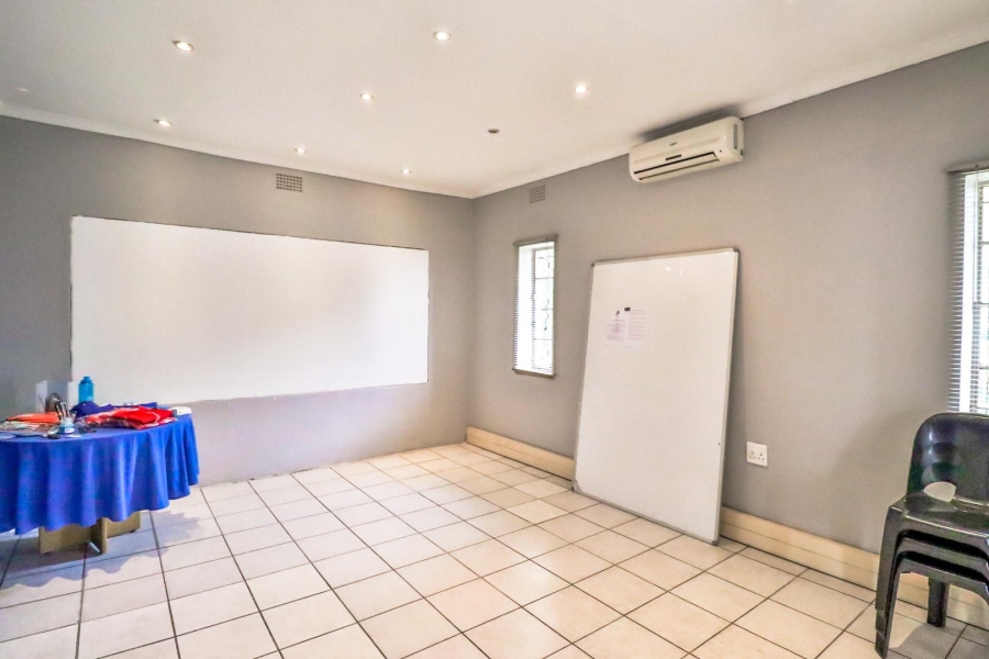 To Let commercial Property for Rent in Lilianton Gauteng