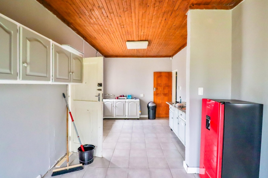 To Let commercial Property for Rent in Lilianton Gauteng