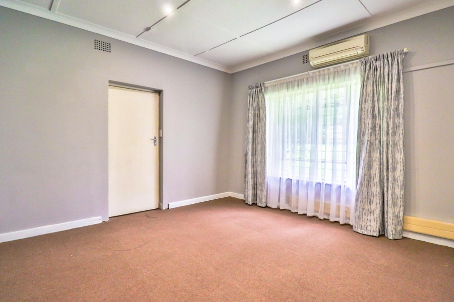 To Let commercial Property for Rent in Lilianton Gauteng