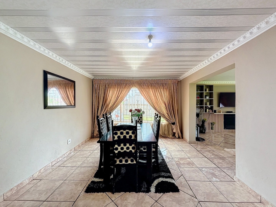 4 Bedroom Property for Sale in The Orchards Gauteng