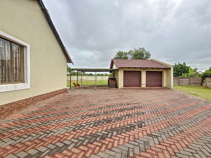 4 Bedroom Property for Sale in The Orchards Gauteng