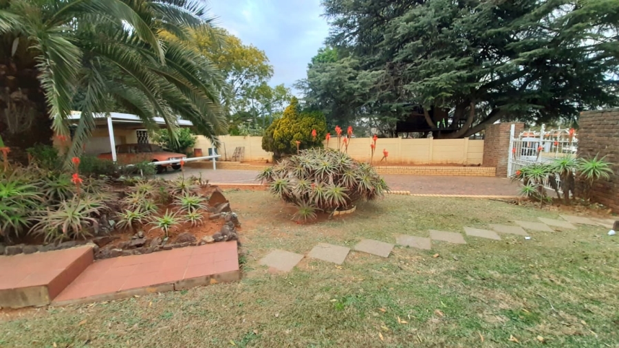 3 Bedroom Property for Sale in Greenhills Gauteng