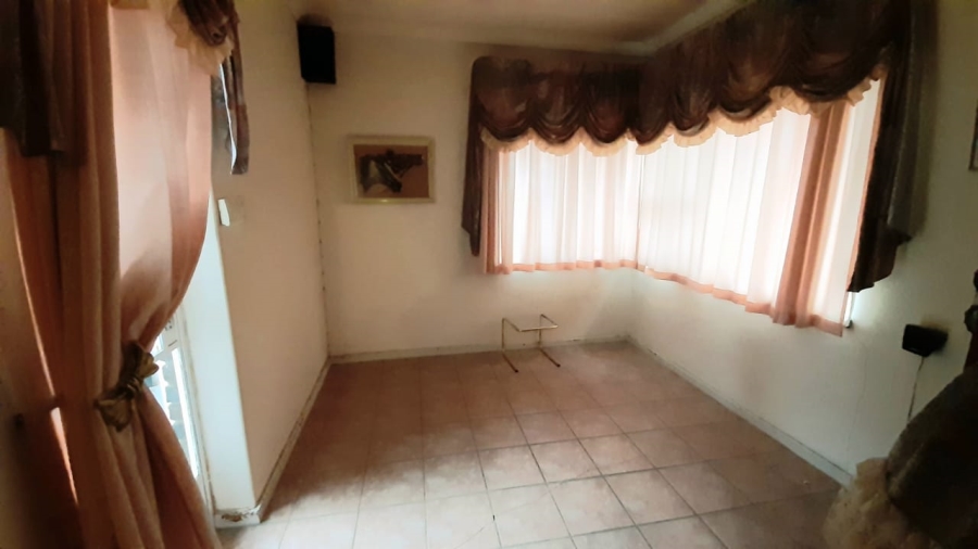 3 Bedroom Property for Sale in Greenhills Gauteng