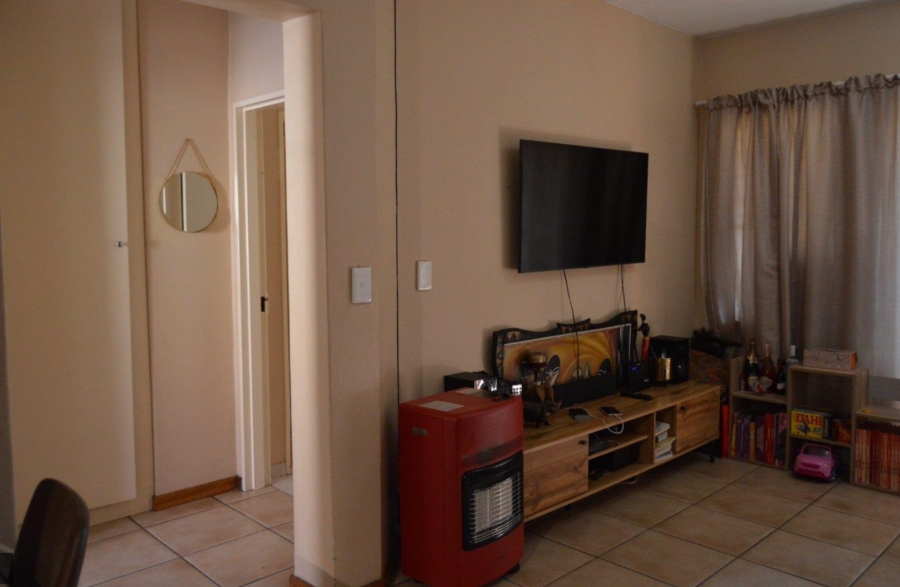 To Let 2 Bedroom Property for Rent in Sundowner Gauteng
