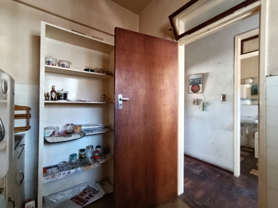 1 Bedroom Property for Sale in Illovo Gauteng