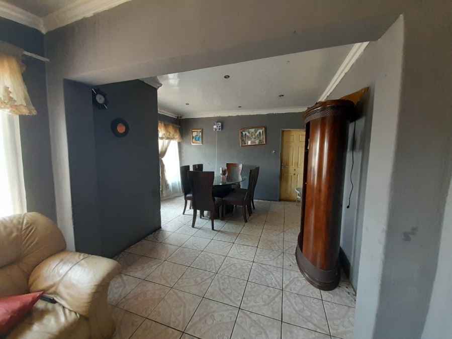 3 Bedroom Property for Sale in Tshepiso Gauteng