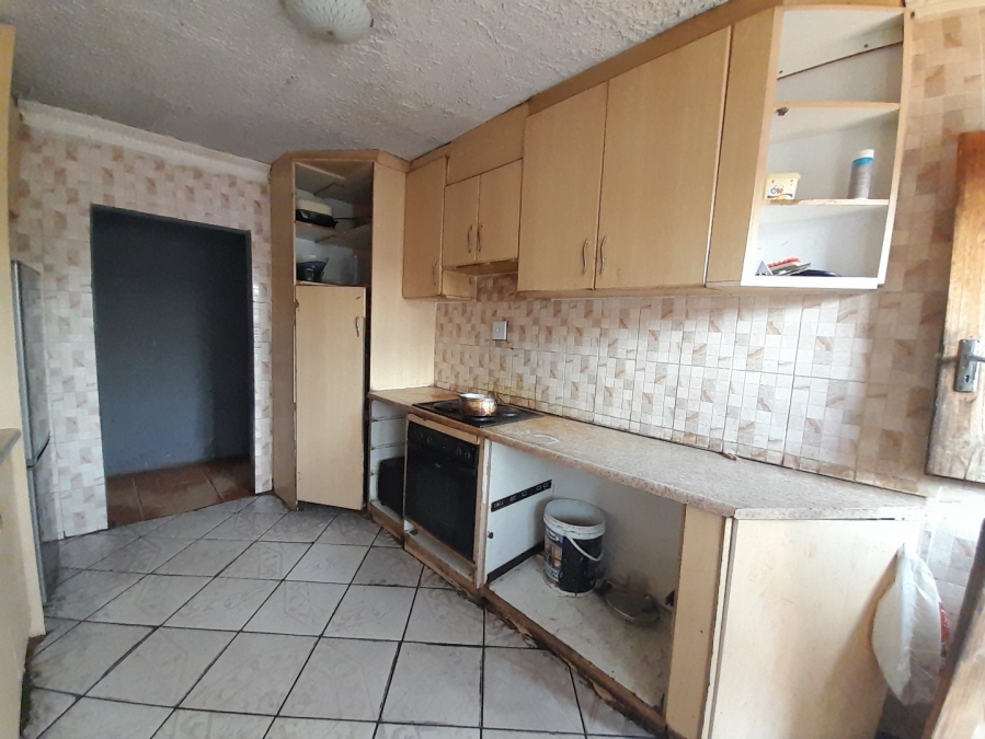 3 Bedroom Property for Sale in Tshepiso Gauteng