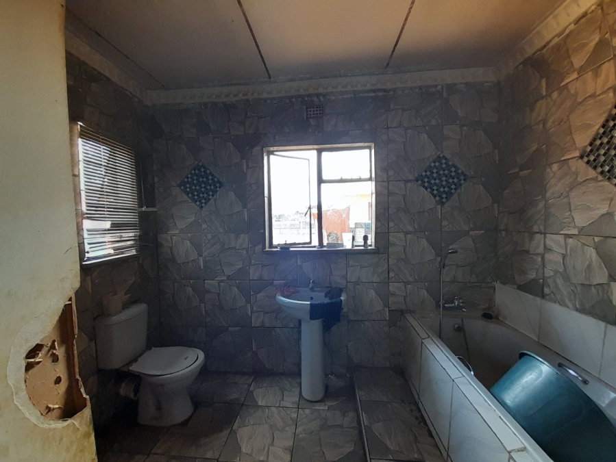 3 Bedroom Property for Sale in Tshepiso Gauteng