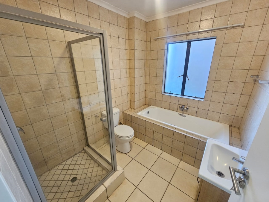 2 Bedroom Property for Sale in Eldo Lakes Estate Gauteng