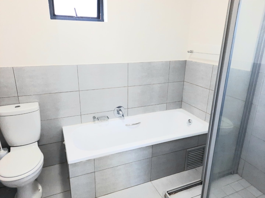 2 Bedroom Property for Sale in Jackal Creek Golf Estate Gauteng