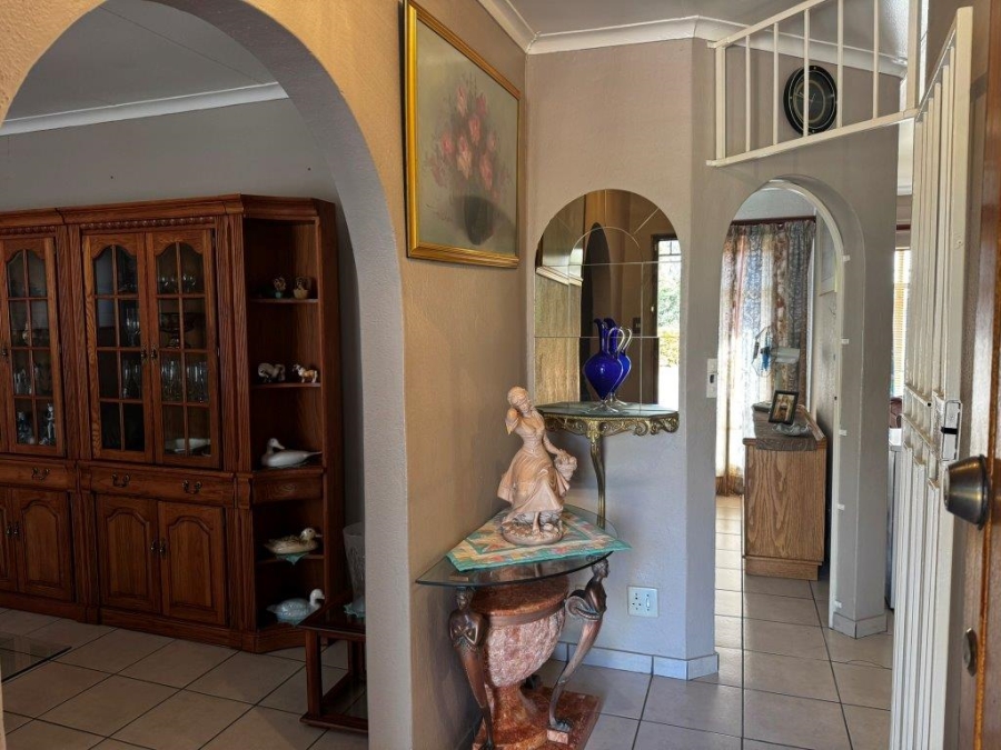 3 Bedroom Property for Sale in Birchleigh North Gauteng