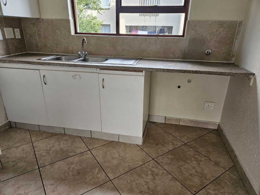 2 Bedroom Property for Sale in Eveleigh Gauteng