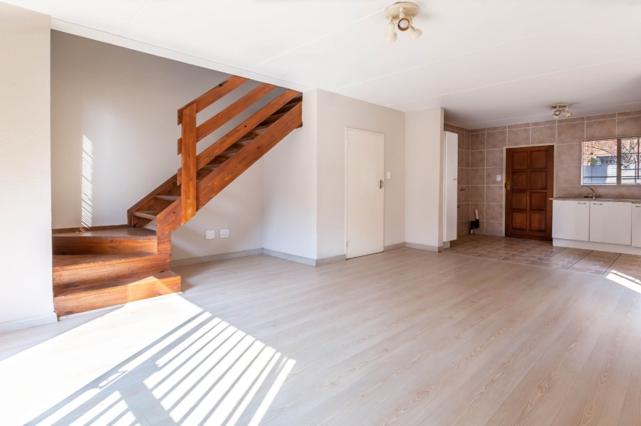 2 Bedroom Property for Sale in North Riding Gauteng