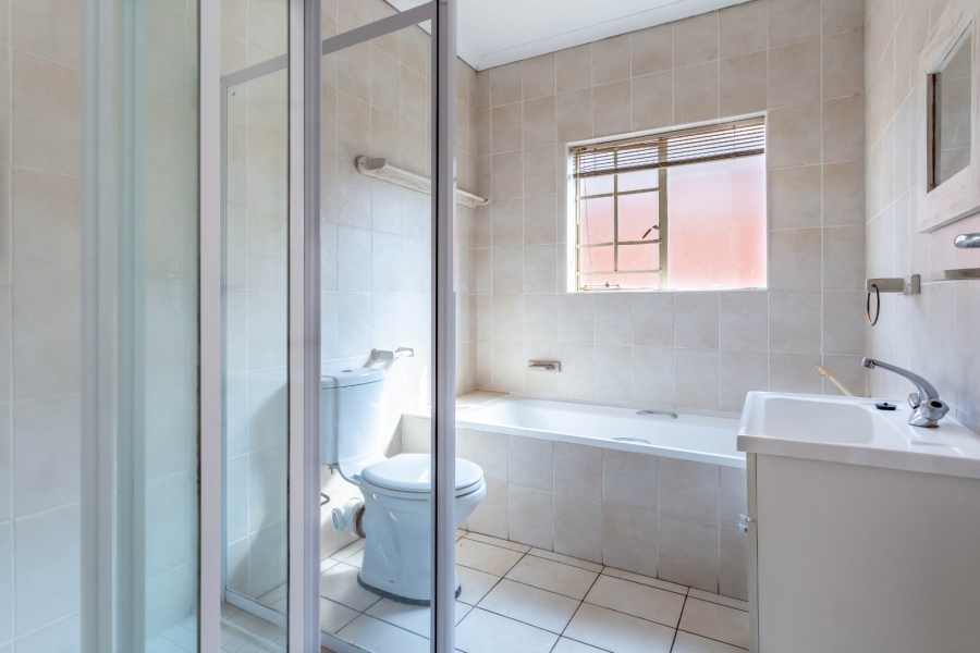 2 Bedroom Property for Sale in North Riding Gauteng
