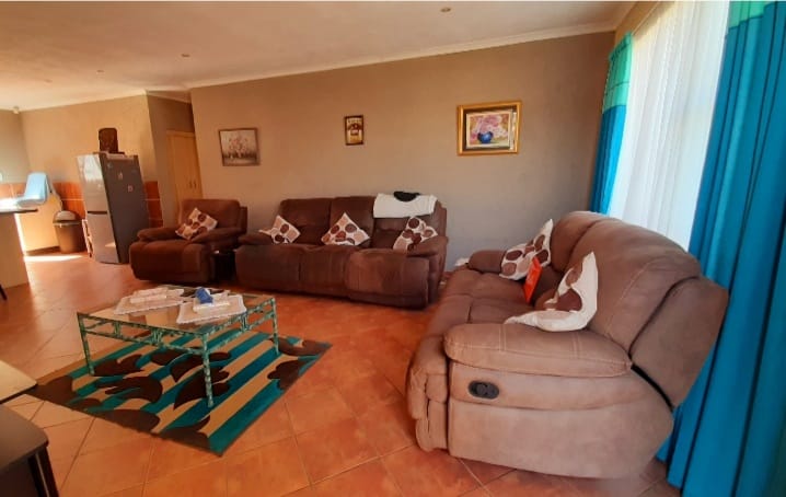 3 Bedroom Property for Sale in Eike Park Gauteng