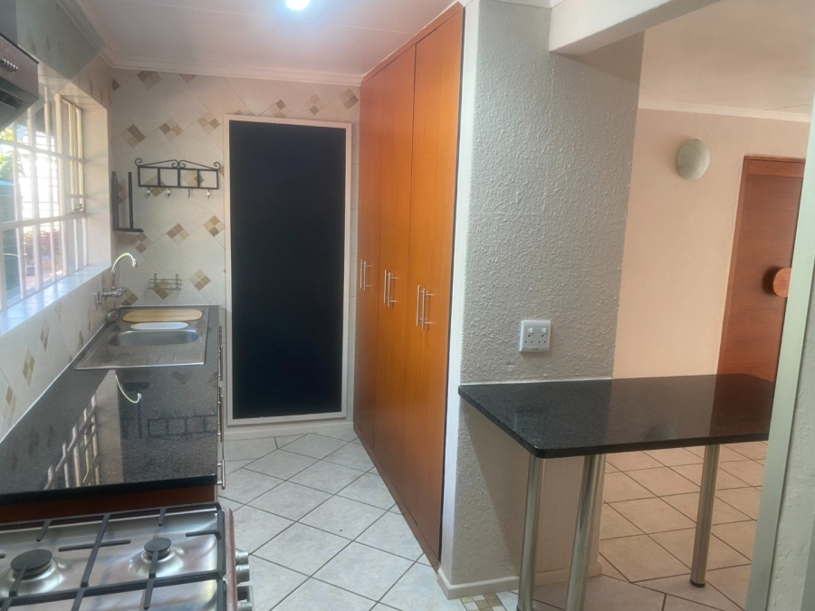 To Let 2 Bedroom Property for Rent in Bloubosrand Gauteng