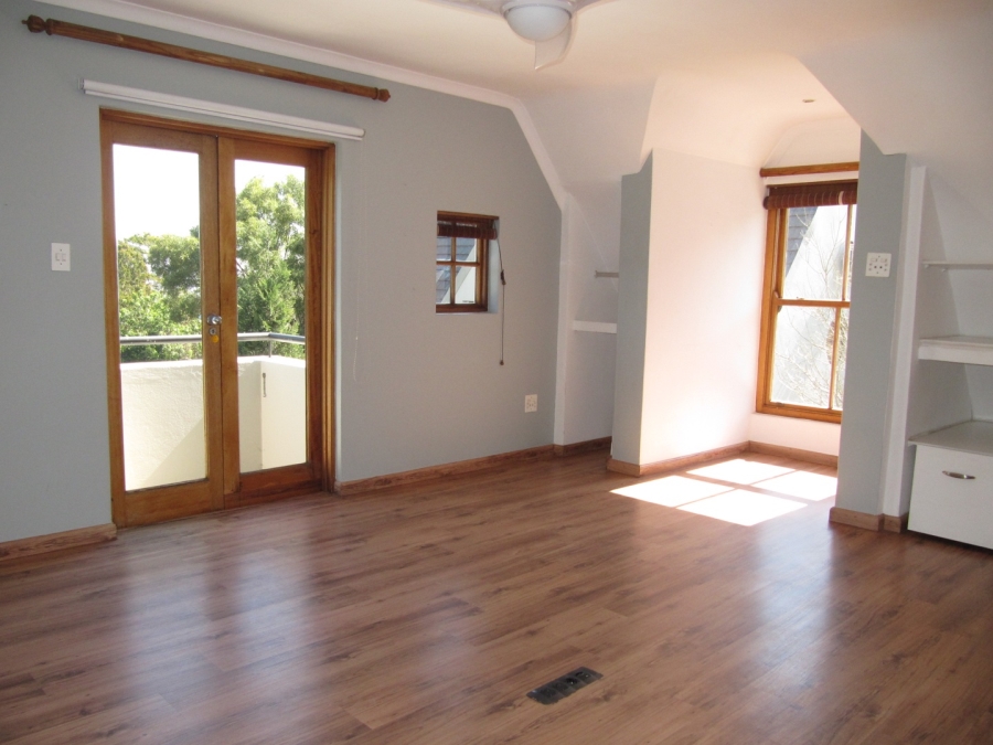 To Let 4 Bedroom Property for Rent in Bryanston Gauteng