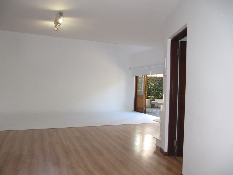 To Let 4 Bedroom Property for Rent in Bryanston Gauteng