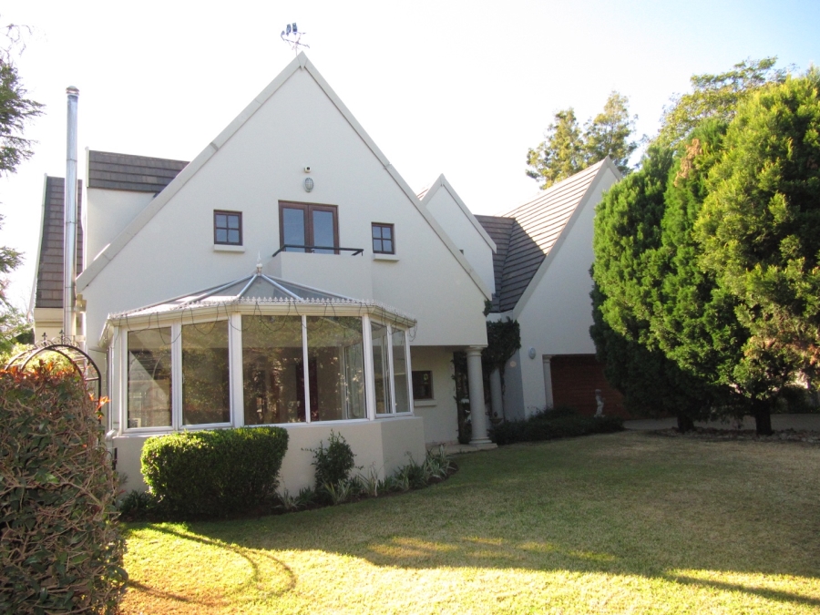 To Let 4 Bedroom Property for Rent in Bryanston Gauteng