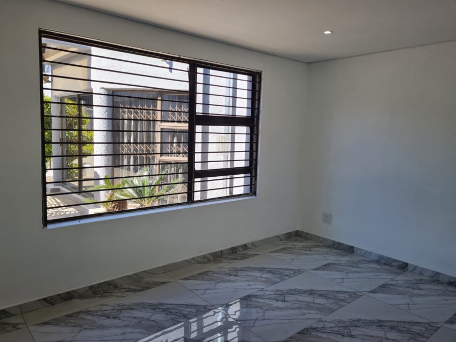 To Let 2 Bedroom Property for Rent in Lenasia Ext 7 Gauteng
