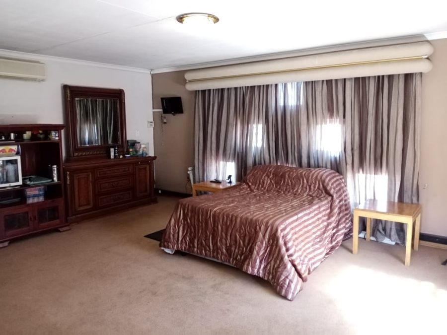 4 Bedroom Property for Sale in Silverton Gauteng
