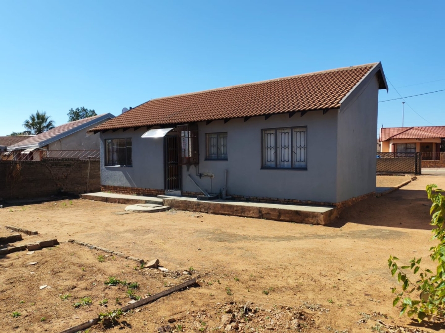3 Bedroom Property for Sale in Soshanguve GG Gauteng