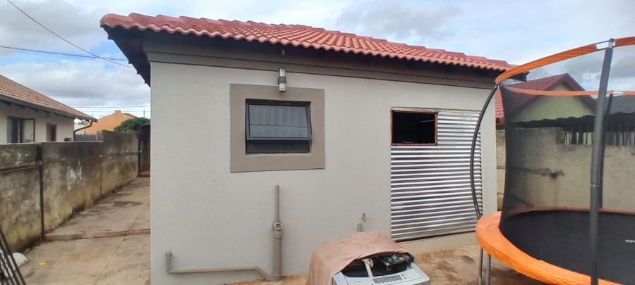 To Let 3 Bedroom Property for Rent in Soshanguve UU Gauteng