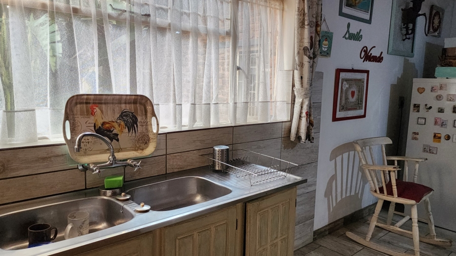 4 Bedroom Property for Sale in Karenpark Gauteng