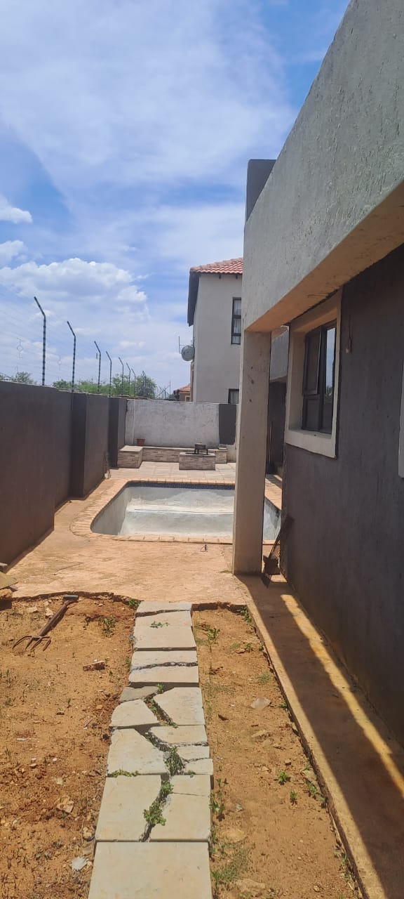 4 Bedroom Property for Sale in The Orchards Gauteng