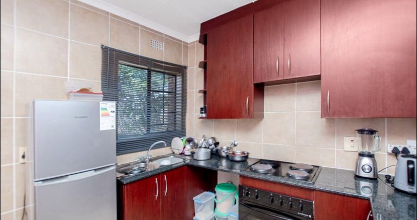 2 Bedroom Property for Sale in Sonneveld Gauteng