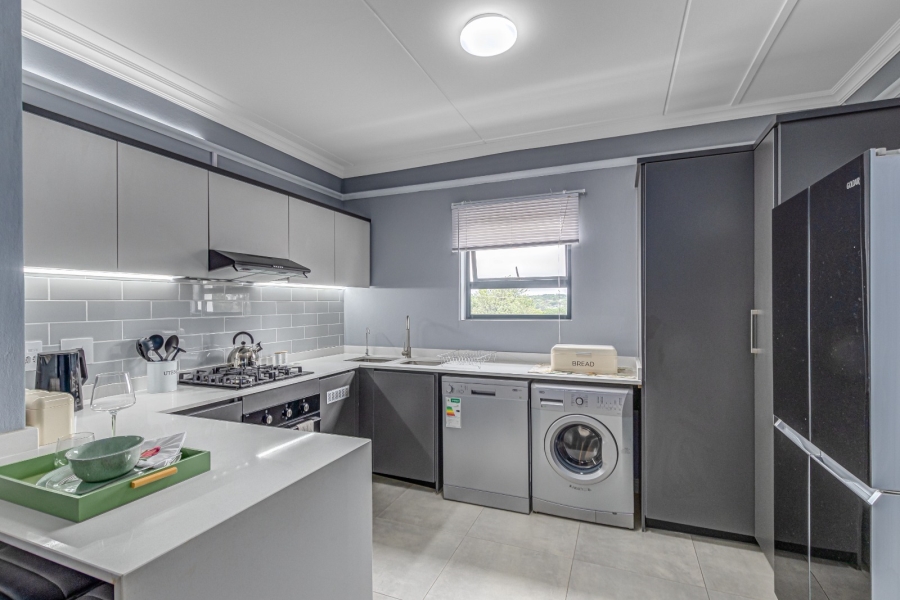 To Let 3 Bedroom Property for Rent in Glen Austin Gauteng