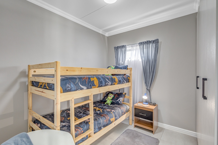 To Let 3 Bedroom Property for Rent in Glen Austin Gauteng