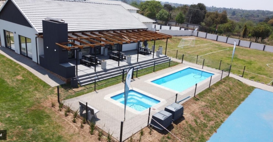 To Let 3 Bedroom Property for Rent in Glen Austin Gauteng