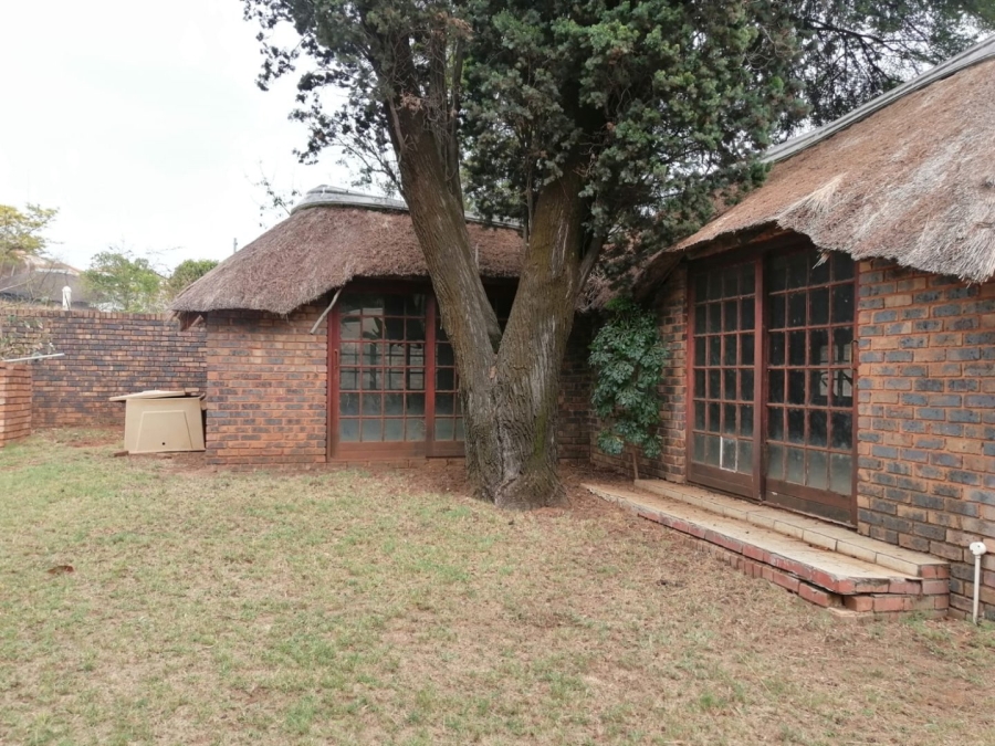 To Let 3 Bedroom Property for Rent in Willow Park Manor Gauteng