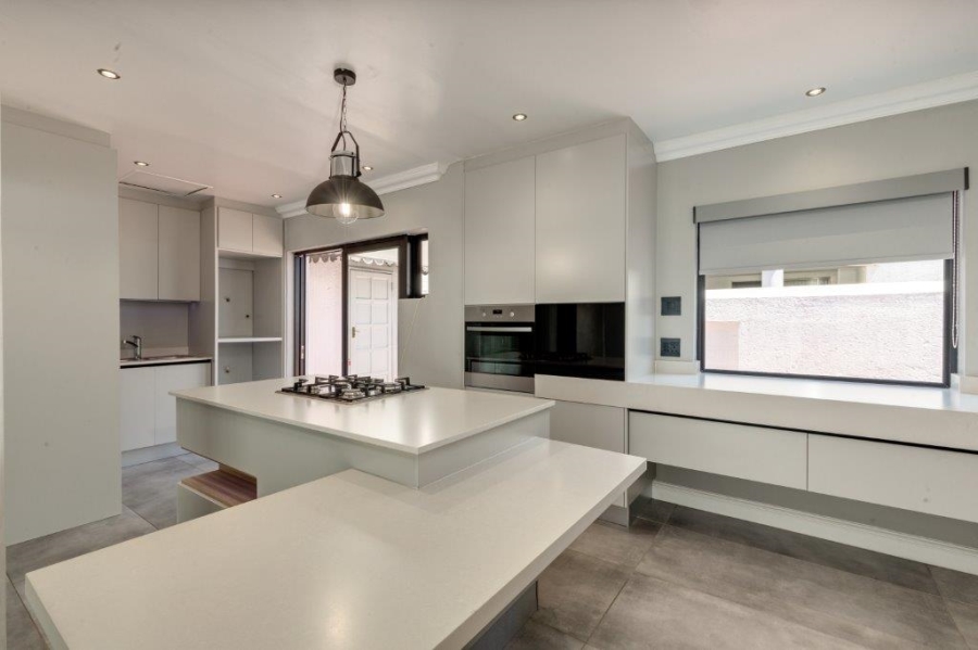 3 Bedroom Property for Sale in Sunninghill Gauteng