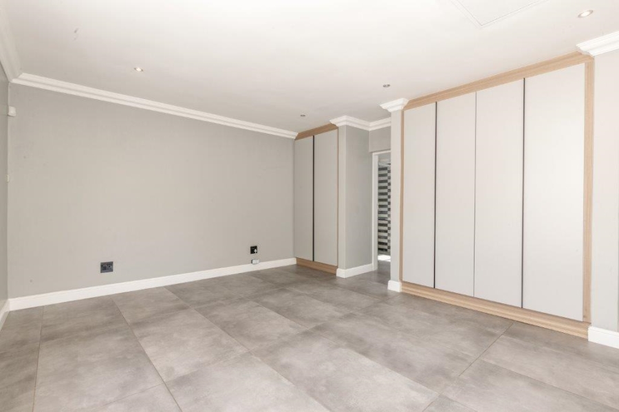 3 Bedroom Property for Sale in Sunninghill Gauteng