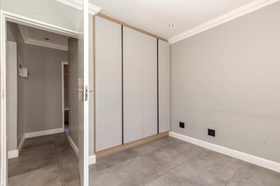 3 Bedroom Property for Sale in Sunninghill Gauteng