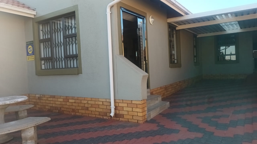 3 Bedroom Property for Sale in Spruit View Gauteng